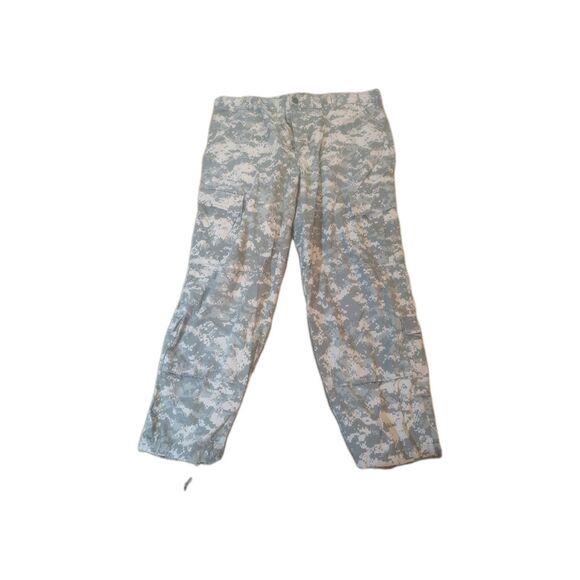 U.S. Military Desert  Camo Pants In Excellent Condition. Size Large,Short - Picture 1 of 7